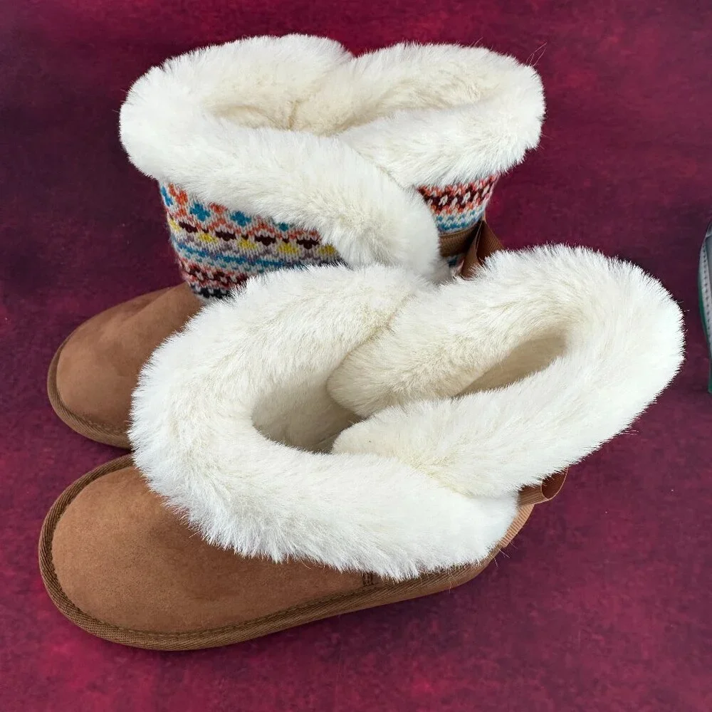 GIRL'S TAN SUEDE BOOTS MULTICOLOR KNITTED BOW AND LINED FAUX FUR, SIZE 13